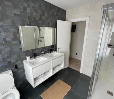 Dean Pequeno Apartment | Hogar Ribeiriña Ribeira