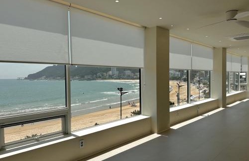Haeundae Hotel | HoHo House Songjeong