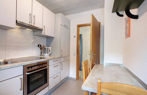 Feldberg House | Holiday Home 'Am Blumengässle' with Shared Garden, Balcony and Wi-Fi