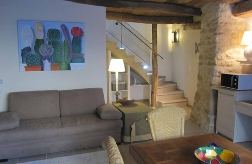 Saint-Andre-de-Roquepertuis Apartment | Holiday cottage of 60m2, completely renovated.