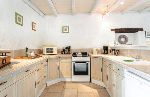 Saint-Laurent-de-la-Salle House | Holiday Home 'Logis La Tour - Gîte La Tour' with Private Pool, Private Terrace and Wi-Fi