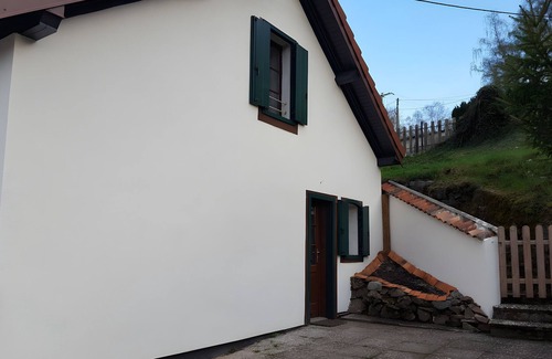 Saint-Maurice-sur-Moselle House | Holiday Home 'Maurice' with Mountain View, Private Terrace and Private Garden