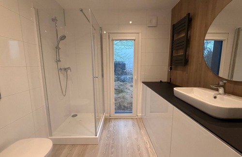 Knared House | Holiday accommodation in the middle of nature in Knäred |SE02015