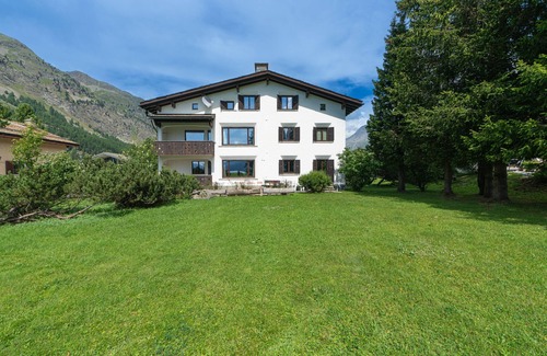 Sils-Maria Apartment | Holiday apartment Sils im Engadin/Segl for 1 - 6 persons with 3 bedrooms - Holiday apartment in on