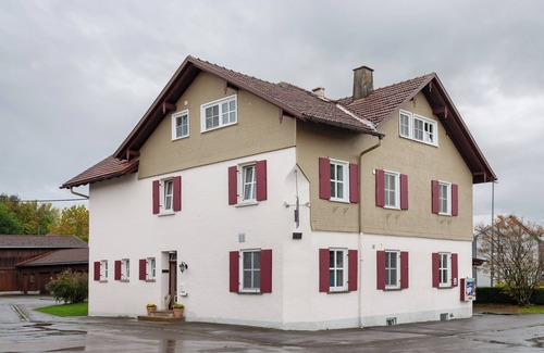 Leutkirch im Allgau Apartment | Holiday Apartment 'Fetzach' with Private Terrace, Shared Garden and Wi-Fi