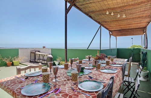 Guimar Apartment | Holiday Apartment "Hacienda La Extremeña Tropical" with Sea View, Shared Terrace & Wi-Fi
