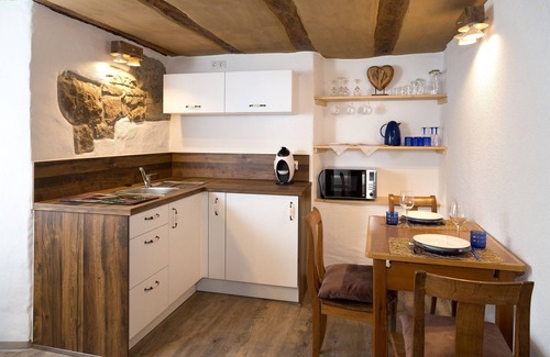 Lauda Apartment | Holiday apartment for 2 people (30 sqm) in the old castle