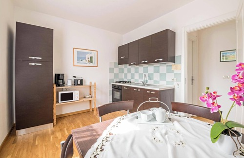 Toscolano Maderno Apartment | Holiday Apartment Al Agave Sopra with Mountain View, Lake View