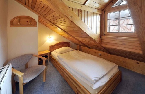 Tatranska Lomnica Apartment | Holiday apartment with TV and WiFi