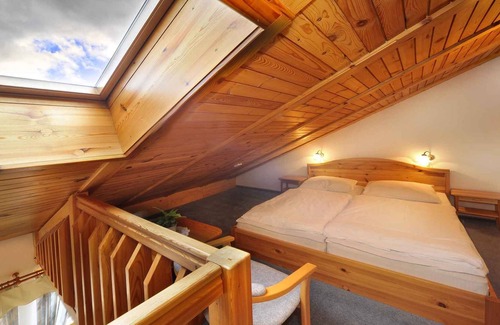 Tatranska Lomnica Apartment | Holiday apartment with TV and WiFi