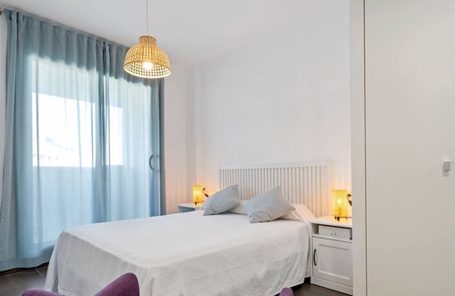 Roques Daurades Apartment | Holiday Apartment "Tramontana By Enjoy Rocas Doradas" with Sea View, Pool & Wi-Fi