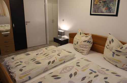 Oberhavel Apartment | Holiday apartment on the northern outskirts of Berlin in the countryside, comfortable furnishings