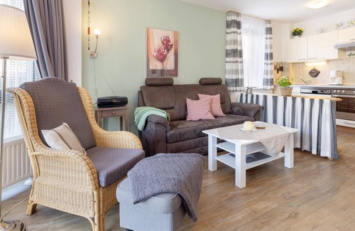Dahme Apartment | Holiday apartment 4 in the beach house villa in Dahme