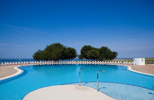 Katoro Apartment | Holiday Apartment - 5 people, 37 m² living space, 1 bedroom, Internet/WIFI, Internet access