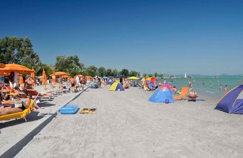 Balatonlelle Apartment | Holiday apartment 700 m from the sandy beach