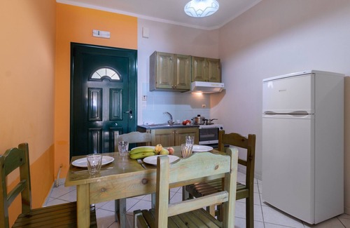 Vassiliki Apartment | Holiday Apartment 'Apostolos Apartment 1' Next to Beach with Wi-Fi