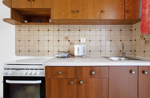Alikanas Apartment | Holiday Apartment Bekiri with Shared Garden, Balcony & Wi-Fi