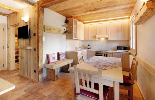 Valdisotto Apartment | Holiday Apartment "Casa Clus Bormio 1" with Mountain View, Private Garden & Wi-Fi