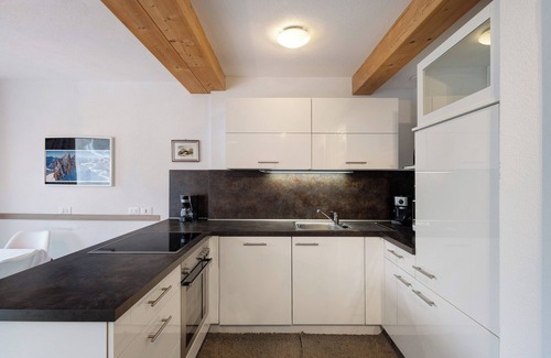 La Villa Apartment | Holiday Apartment 'Ciasa Irene' near Ski Slopes with Mountain View, Terrace & Wi-Fi