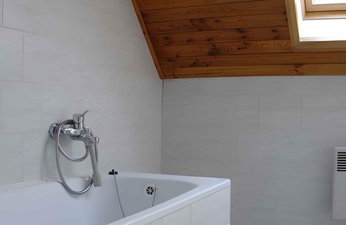 Horni Marsov Apartment | Holiday apartment with balcony and garden