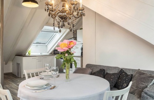 Meckenbeuren Apartment | Holiday Apartment "Straub" with Mountain View, Balcony & Wi-Fi