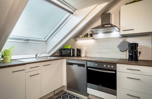 Meckenbeuren Apartment | Holiday Apartment "Straub" with Mountain View, Balcony & Wi-Fi