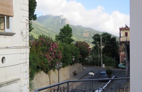 Campinola House | Holiday Apartment Del Core