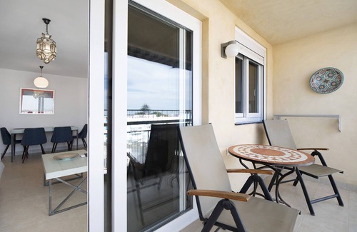 Chipiona Apartment | Holiday Apartment "Doña Amparo Chipiona Playa De Regla" with Sea View & Shared Pool