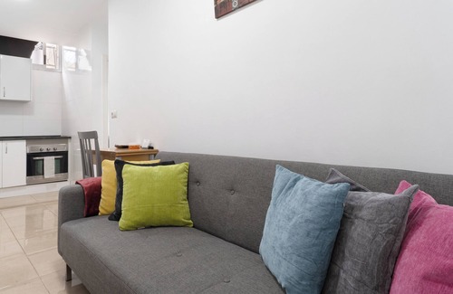 San Fernando Apartment | Holiday Apartment "Un Descanso 1" in City Center with Wi-Fi