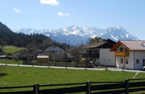 Muhldorfl Apartment | Holiday apartment Farchant for 1 - 4 persons - Holiday apartment in one or multi-family house