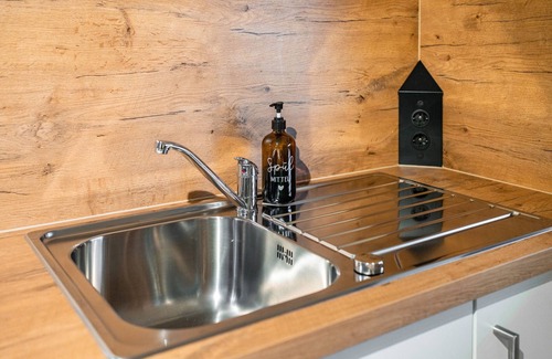 Seebach Apartment | Holiday Apartment "Fuchsmichelhof 2' with Mountain View, Private Terrace & Wi-Fi
