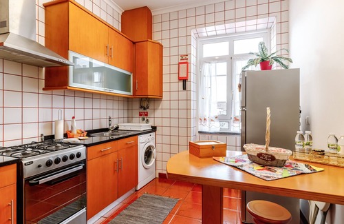 Horta Apartment | Holiday Apartment "Garden View" with Mountain View, Private Terrace & Wi-Fi