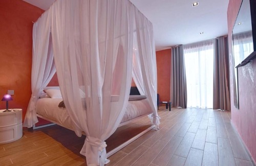 Limenas Chersonisou Apartment | Holiday apartment Xewkija for 1 - 4 persons with 2 bedrooms - Row house