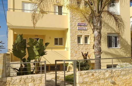 Kato Stalos Apartment | Holiday apartment Maleme Kriti for 1 - 7 persons with 3 bedrooms - Twin house