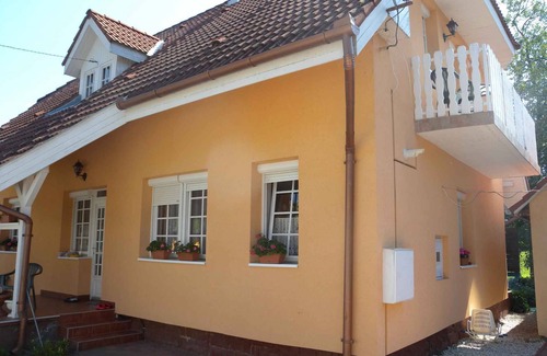 Balatonboglar Apartment | Holiday apartment only 150 m from the beach