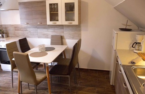 Balatongyorok Apartment | Holiday apartment with Internet access and garden