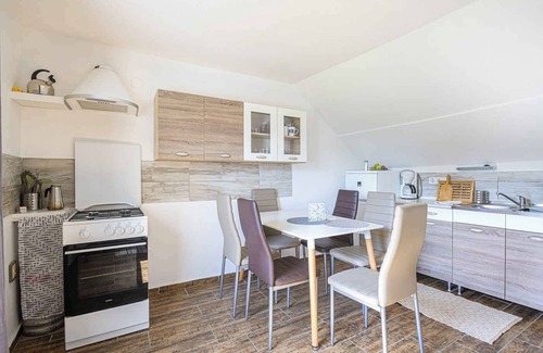 Balatongyorok Apartment | Holiday apartment with Internet access and garden