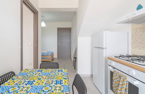 Granelli Apartment | Holiday Apartment "Il Paguro" with Sea View, Private Terrace & A/C