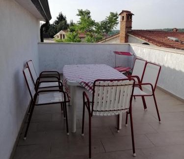 Funtana Apartment | Holiday apartment in Funtana with balcony, air conditioning, WiFi, washing machine 4982-3