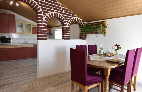 Valica Apartment | Holiday apartment in the countryside and in a quiet location
