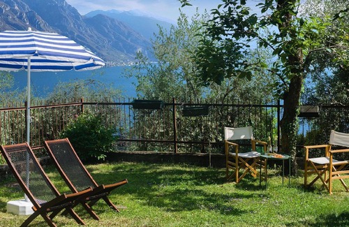 Zorzino Apartment | Holiday apartment Riva di Solto for 1 - 4 persons with 2 bedrooms - Holiday apartment in one or mult