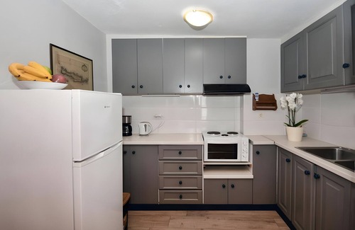 Myrtos Apartment | Holiday Apartment "Kallithea Beach" near Beach with Balcony & Wi-Fi
