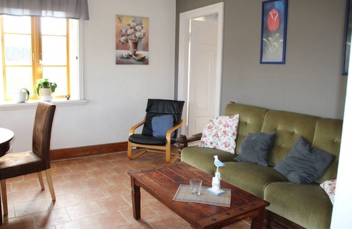 Dellstedt Apartment | Holiday Apartment "Klint 2" with Private Terrace, Private Garden & Wi-Fi