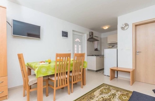 Klimno Apartment | Holiday apartment Klimno for 1 - 4 persons with 1 bedroom - Twin house