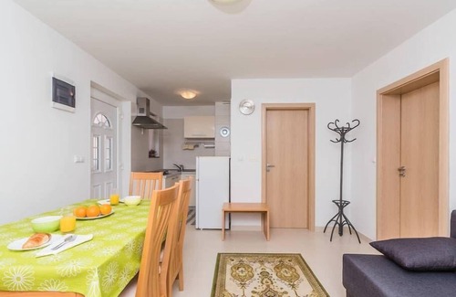 Klimno Apartment | Holiday apartment Klimno for 1 - 4 persons with 1 bedroom - Twin house