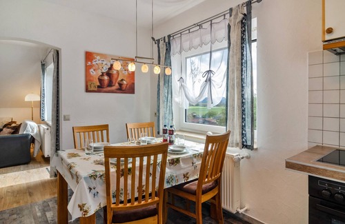 Laubbach Apartment | Holiday Apartment 'Laubbach' with Balcony and Wi-Fi