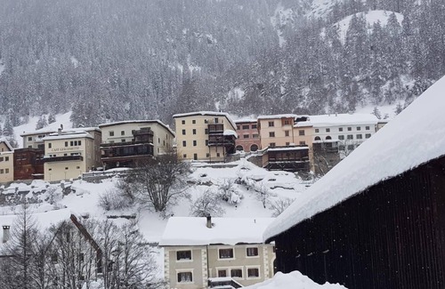 Lavin Apartment | Holiday apartment Lavin for 1 - 5 persons with 3 bedrooms - Holiday apartment in one or multi-family