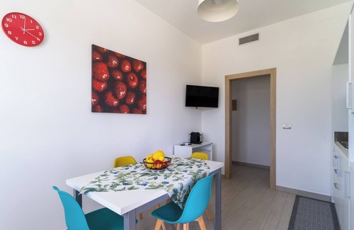 Galatone Apartment | Holiday Apartment "Le Scuderie 1" with Shared Pool, Shared Terrace & Wi-Fi