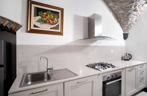Cervo Apartment | Holiday Apartment 'Le Terme, Borgo Dei Pescatori' with Wi-Fi & Air Conditioning