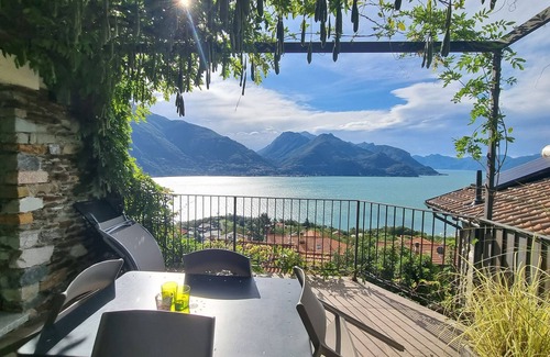 Santa Maria - Rezzonico Cottage | Holiday Apartment "Lifestyle Landhaus" with Wi-Fi